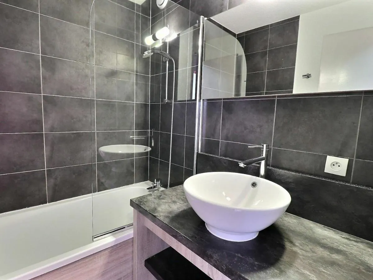 Appartement Idealement Situe, Skis Aux Pieds, Proche Commerces, 2 Pieces Pour 4 Personnes - Fr-1-182-230 Les Allues Apartment