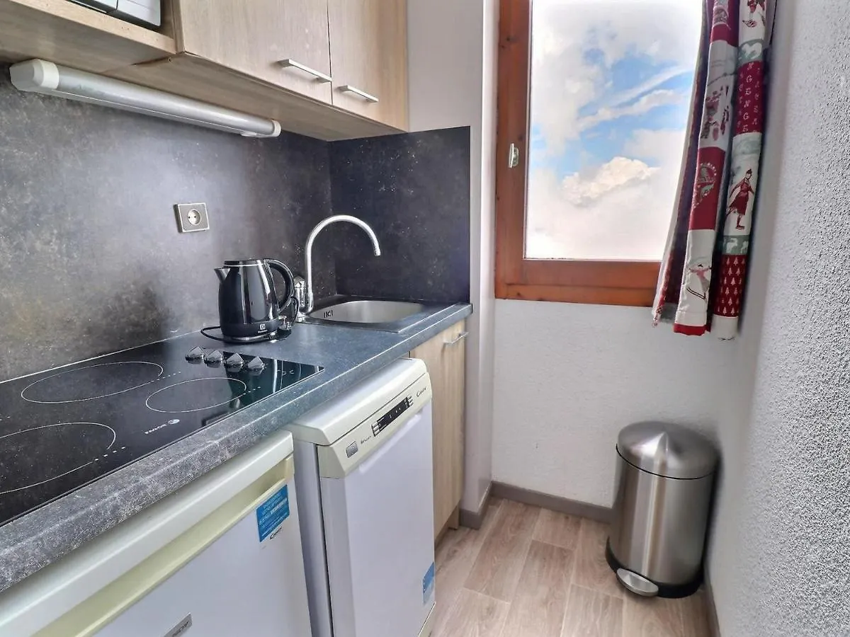 Appartement Idealement Situe, Skis Aux Pieds, Proche Commerces, 2 Pieces Pour 4 Personnes - Fr-1-182-230 Les Allues 0*,